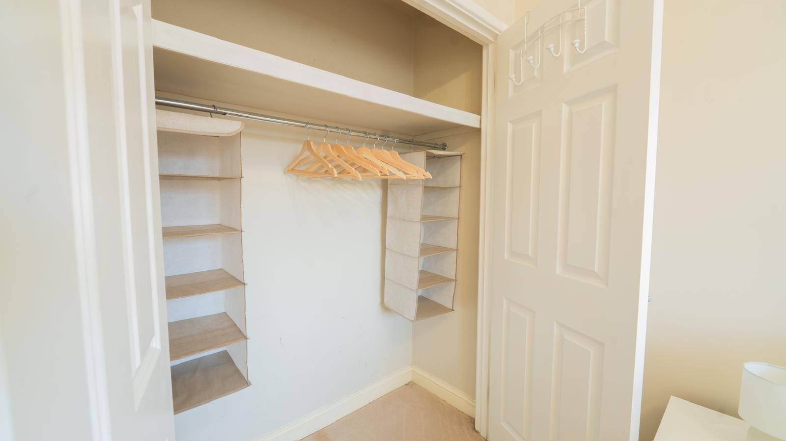Wardrobe & storage